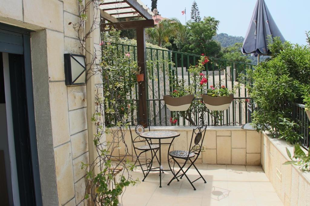 Laila'S Boutique Apartment Haifa Exteriör bild