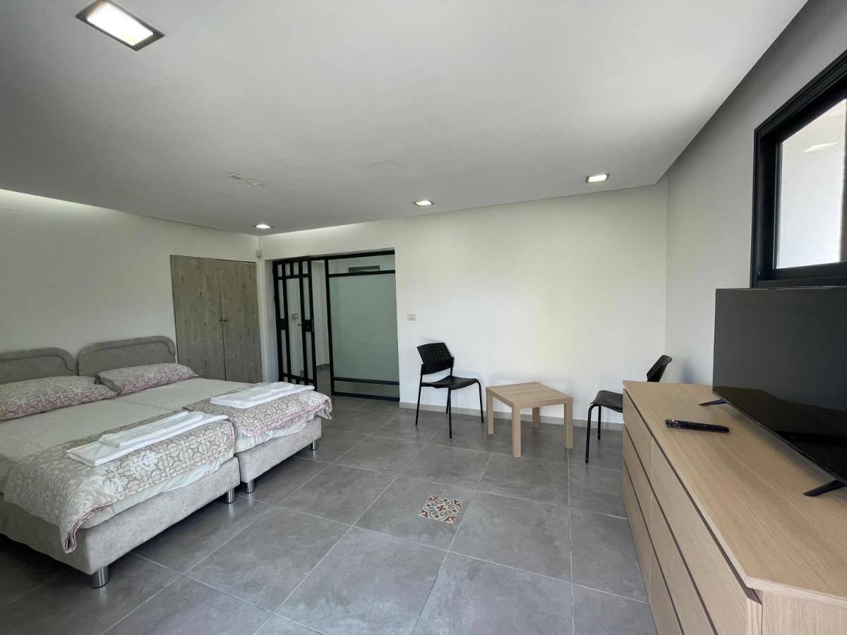 Laila'S Boutique Apartment Haifa Exteriör bild